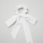 Alo Yoga Love Knots Tie Scrunchie - White
