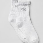 Alo Yoga Unisex Half-Crew Throwback Sock - White Heather/Grey