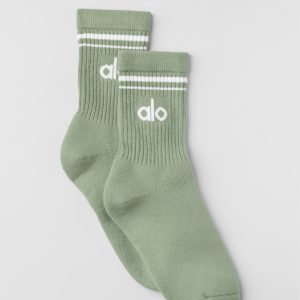 Alo Yoga Unisex Half-Crew Throwback Sock - Dune Grass/White