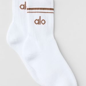 Alo Yoga Unisex Half-Crew Throwback Sock - White/Sun Kissed Brown