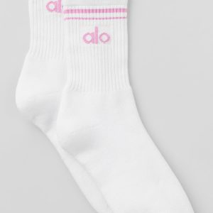 Alo Yoga Unisex Half-Crew Throwback Sock - White/Candy Heart Pink