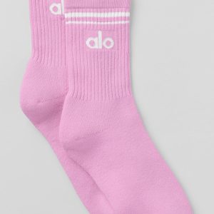 Alo Yoga Unisex Half-Crew Throwback Sock - Candy Heart Pink/White