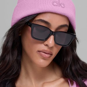 Alo Yoga Notable Beanie - Candy Heart Pink