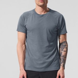 Alo Yoga Triumph Raglan Tee - Steel Grey