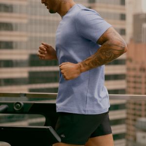 Alo Yoga Conquer Reform Crewneck Short Sleeve - Provence Blue Heather