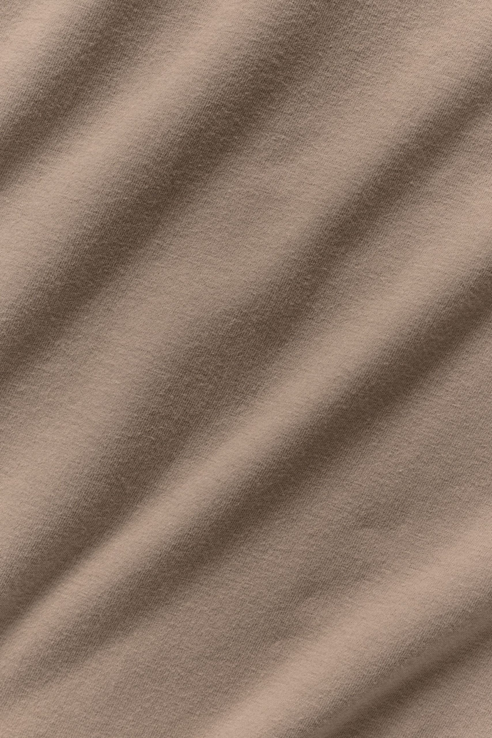 M1258R_05438_b1_s1_a5_dSU26_m214_af