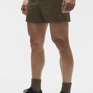 Alo Yoga 5" Circuit Short - Olive Tree