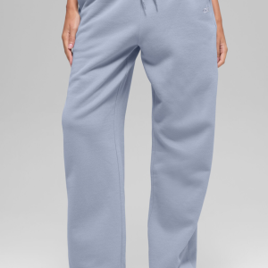 Alo Yoga Accolade Straight Leg Sweatpant - Winter Frost