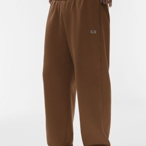 Alo Yoga Accolade Straight Leg Sweatpant - Sun Kissed Brown