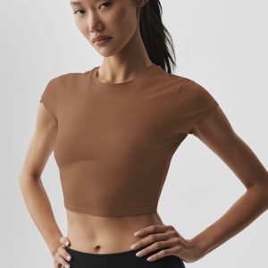 Alo Yoga Alosoft Crop Finesse Short Sleeve - Sun Kissed Brown