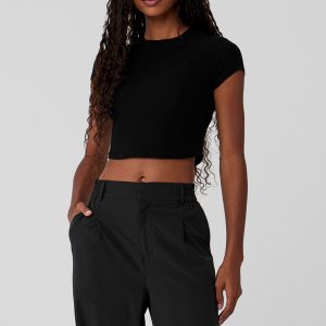 Alo Yoga Ribbed Sea Coast Cropped Short Sleeve Tee - Black