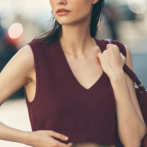 Alo Yoga Supernatural Sweater Tank - Burgundy