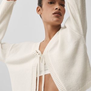 Alo Yoga Wool Cashmere New Class Tie Cardigan - Ivory