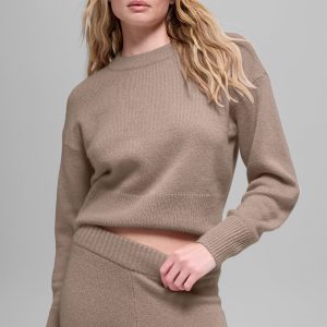 Alo Yoga Wool Cashmere Cropped New Class Crewneck Sweater - Chai Latte