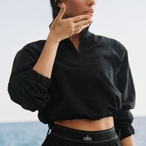 Alo Yoga Cropped 1/4 Zip Alumni Pullover - Black