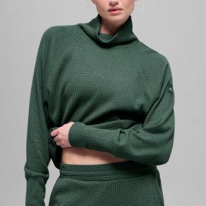 Alo Yoga Waffle Weekend Escape Mock Neck Long Sleeve - Clover Green