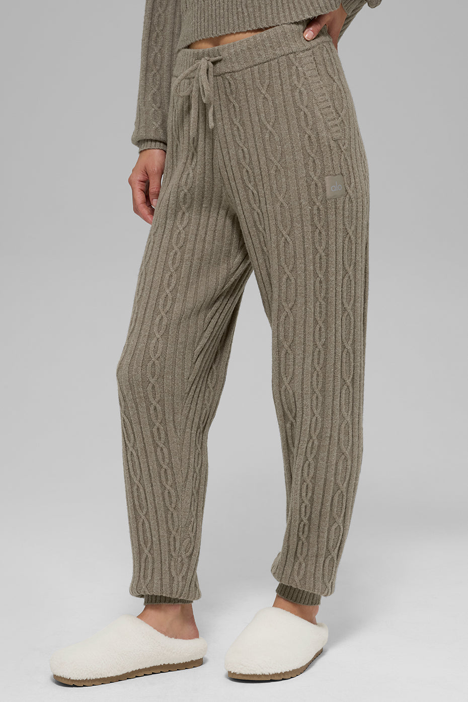 W51353R_06206_b1_s1_a2_m240