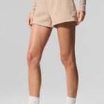 Alo Yoga Accolade Short - Macadamia