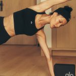 Alo Yoga Seamless Ribbed Favorite Bra Tank - Black
